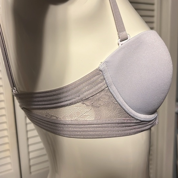 Maidenform Bra that can be worn Strapless or with straps size 34B - Picture 6 of 10